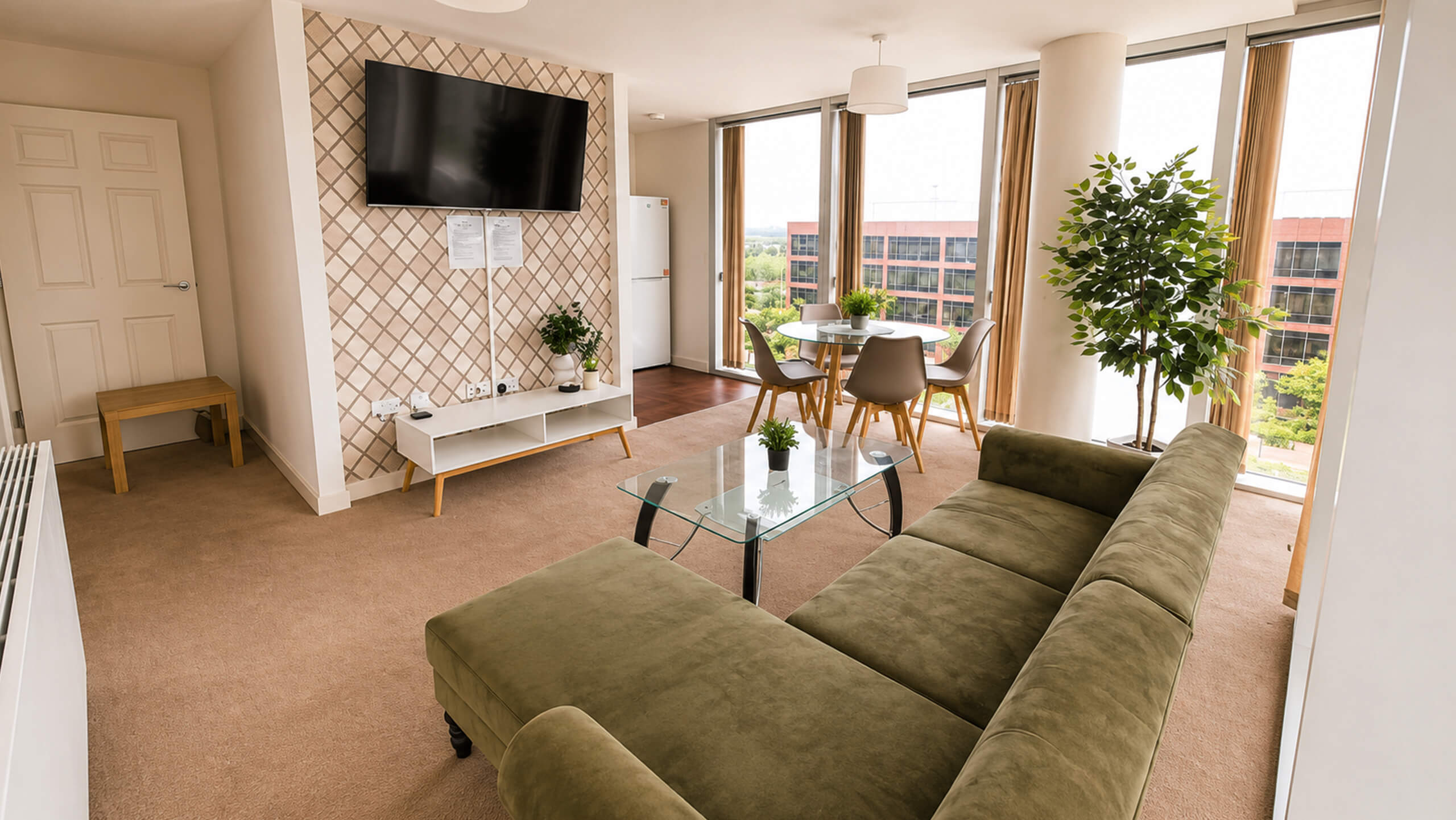 Spacious Two-Bedroom Serviced Apartment in Central Milton Keynes